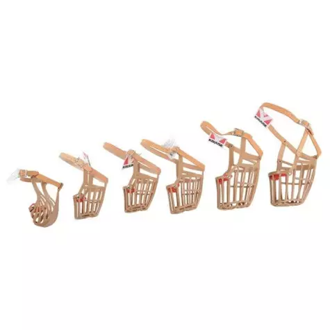 Maulkorbgröße 8 . aus Kunststoff