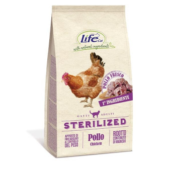 LIFE PET CARE Natürliche Inhaltsstoffe Erwachsene Sterilisiert mit Huhn 7,5 kg.