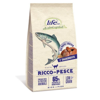 LIFE PET CARE Natürliche Inhaltsstoffe Adult Low Grain Reich an Fisch 400 gr.